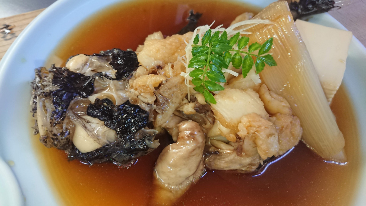 瀬戸内海名物、オコゼの煮付けは高級日本料理です
