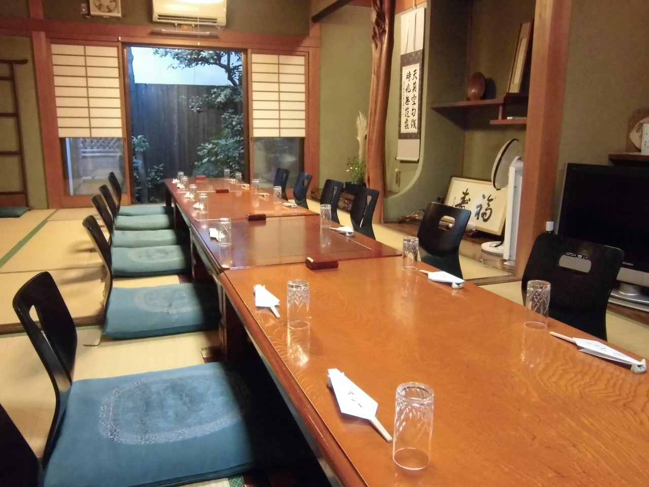 完全個室で法事の和食の会食。姫路すし一がオススメの理由は瀬戸内海天然「あなご」と姫路の地酒があるからです。