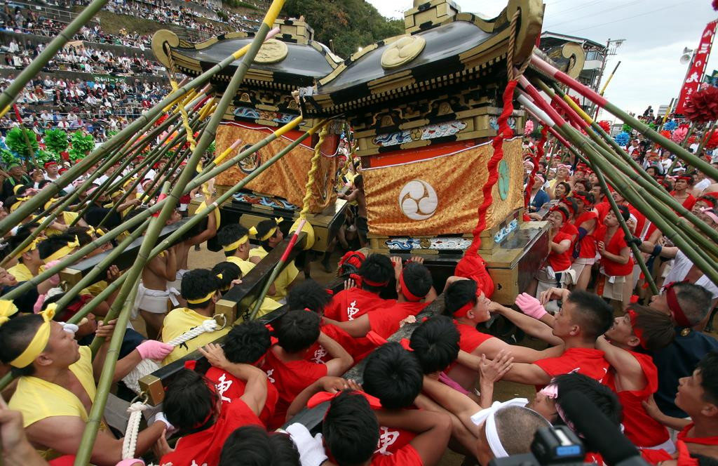 灘のけんか祭りは10月14日15日。姫路すし一